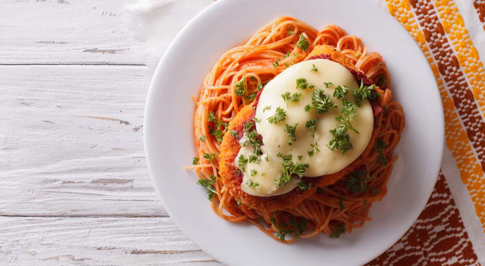 Baking Vs. Frying: Cooking Methods For Chicken Parmesan